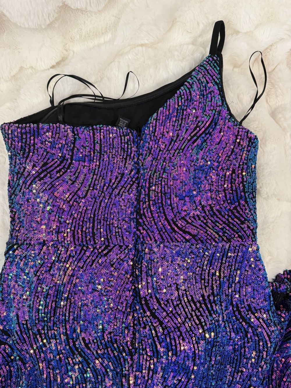 One-Shoulder Sequin Gown in Iridescent Blue - Picture 4 of 6